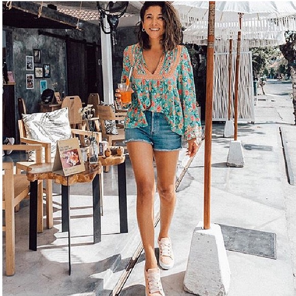 Floral Bohemian Long Sleeve Blouse - Picture 2 of 3